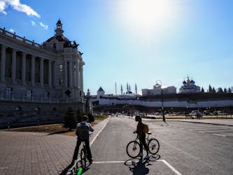 Tour privato della città di Kazan in bici